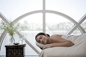 Four Seasons Hotel Cairo at First Residence