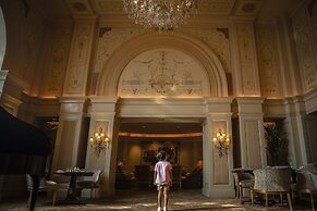 Four Seasons Hotel Cairo at First Residence