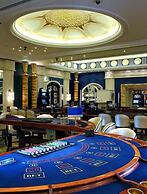 Four Seasons Hotel Cairo at First Residence
