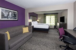La Quinta Inn & Suites by Wyndham Kennesaw