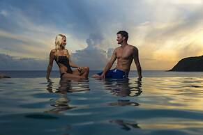 Divi Little Bay Beach Resort