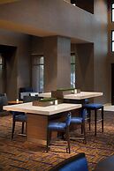 Courtyard Orlando Lake Buena Vista in the Marriott Village