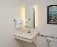 Courtyard Orlando Lake Buena Vista in the Marriott Village