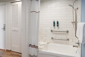 DoubleTree Resort by Hilton Grand Key - Key West