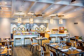 DoubleTree Resort by Hilton Grand Key - Key West