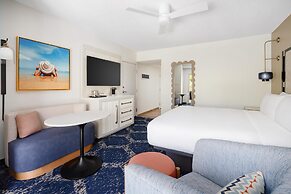 DoubleTree Resort by Hilton Grand Key - Key West