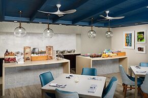 DoubleTree Resort by Hilton Grand Key - Key West