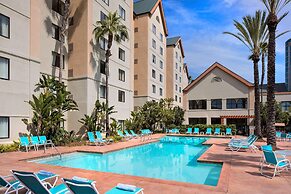 Homewood Suites by Hilton Anaheim-Main Gate Area