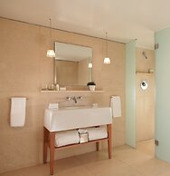 St Martins Lane London