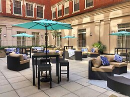 DoubleTree by Hilton Boston - Downtown