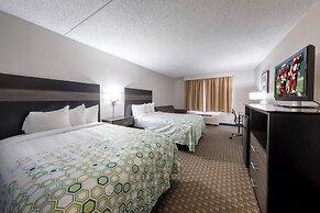 HomeTown Inn by Red Roof East Syracuse