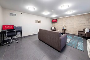 HomeTown Inn by Red Roof East Syracuse