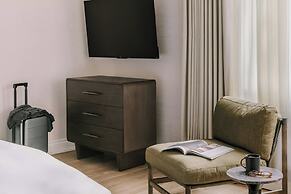 The Sunset Hotel West End, Sonder by Marriott Bonvoy