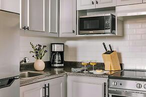 The Sunset Hotel West End, Sonder by Marriott Bonvoy