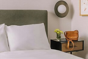 The Sunset Hotel West End, Sonder by Marriott Bonvoy