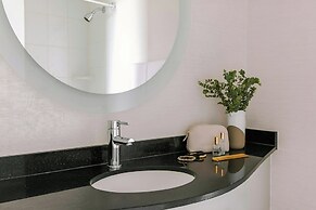 The Sunset Hotel West End, Sonder by Marriott Bonvoy