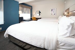 HOLIDAY INN EXPRESS & SUITES INDIANAPOLIS - EAST by IHG