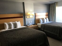 Arya Blu Inn & Suites