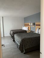 Arya Blu Inn & Suites