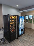 Days Inn & Suites by Wyndham Castle Rock