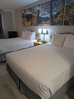 Days Inn & Suites by Wyndham Castle Rock