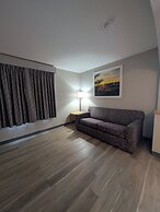 Days Inn & Suites by Wyndham Castle Rock