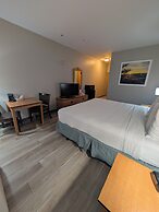 Days Inn & Suites by Wyndham Castle Rock