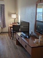 Days Inn & Suites by Wyndham Castle Rock