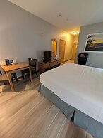 Days Inn & Suites by Wyndham Castle Rock