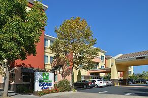 Holiday Inn Express Hotel & Suites Berkeley by IHG