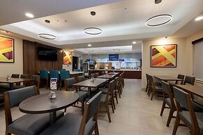 Holiday Inn Express Hotel & Suites Berkeley by IHG