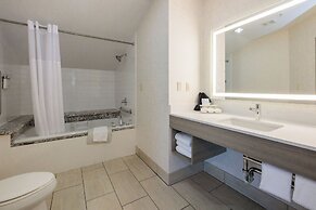 Holiday Inn Express Hotel & Suites Berkeley by IHG