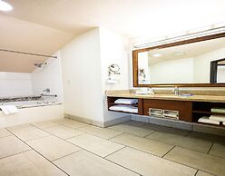 Holiday Inn Express Hotel & Suites Berkeley by IHG