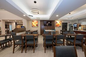 Holiday Inn Express Hotel & Suites Berkeley by IHG