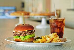 Graduate by Hilton Tempe