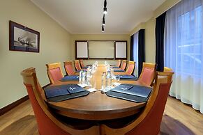 Eurostars Montgomery