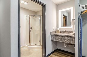 Red Lion Inn & Suites Des Moines