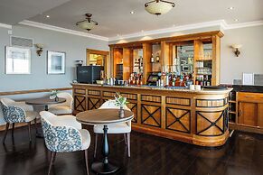 Cristina Hotel