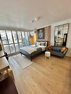 West End Central Apartments