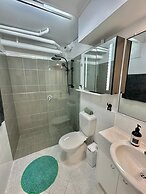 West End Central Apartments