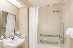 Hawthorn Extended Stay by Wyndham Orlando