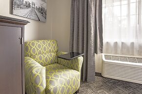 Comfort Inn & Suites Tualatin - Lake Oswego South