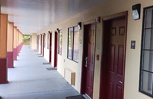 Red Roof Inn & Suites Jackson - Richland