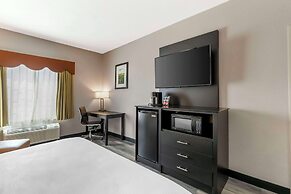 Best Western Plus Des Moines West Inn & Suites