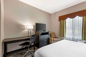 Best Western Plus Des Moines West Inn & Suites