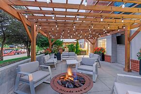 Best Western Plus Des Moines West Inn & Suites