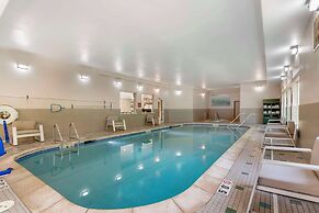 Best Western Plus Des Moines West Inn & Suites