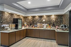 Best Western Plus North Houston Inn & Suites