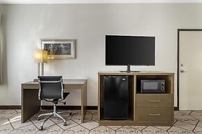 Best Western Plus North Houston Inn & Suites