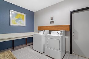 Best Western Plus North Houston Inn & Suites